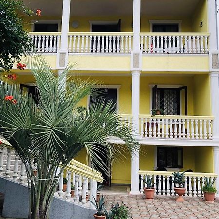 George'S House Hotel Kobuleti Exterior photo